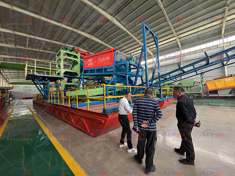 南非客戶實地考察淘金船